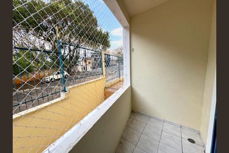 Apartamento à venda com 72m², 3 quartos e 1 vaga Apartamento à venda com 72m², 3 quartos e 1 vagaSacada