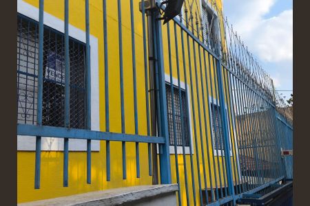 Apartamento à venda com 72m², 3 quartos e 1 vaga Apartamento à venda com 72m², 3 quartos e 1 vagaFachada