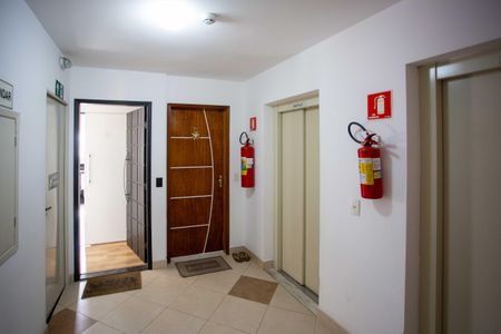 Apartamento à venda com 66m², 2 quartos e 1 vagaEntrada