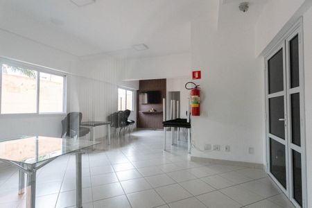 Apartamento à venda com 66m², 2 quartos e 1 vaga Apartamento à venda com 66m², 2 quartos e 1 vagaÁrea comum - Salão de festas
