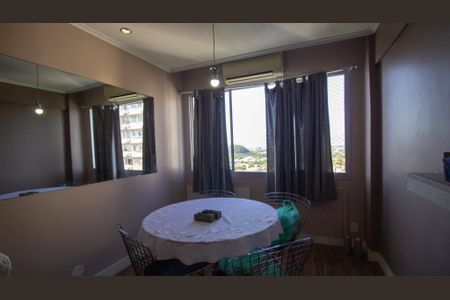 Sala de apartamento à venda com 2 quartos, 70m² em Barra da Tijuca, Rio de Janeiro