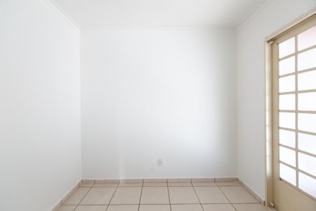 Casa de condomínio à venda com 99m², 2 quartos e 2 vagas Casa de condomínio à venda com 99m², 2 quartos e 2 vagasQuarto 1