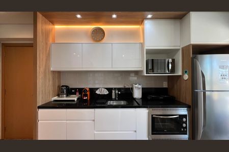 Cozinha de kitnet/studio à venda com 1 quarto, 35m² em Pinheiros, São Paulo