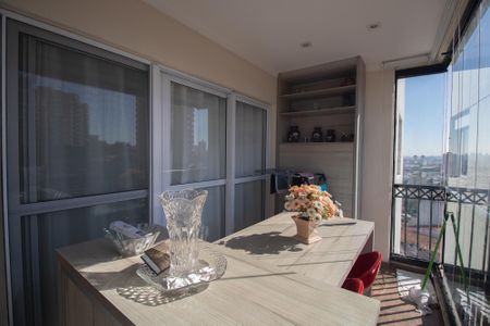 Apartamento à venda com 94m², 3 quartos e 3 vagasVaranda