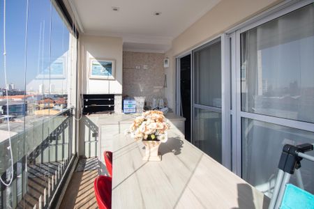 Apartamento à venda com 94m², 3 quartos e 3 vagasVaranda