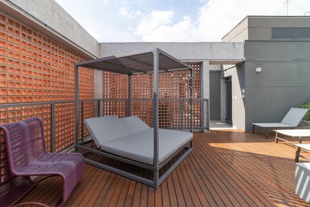 Studio à venda com 27m², 1 quarto e sem vagaÁrea comum - Piscina