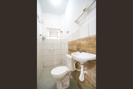 Casa para alugar com 60m², 2 quartos e sem vagaBanheiro