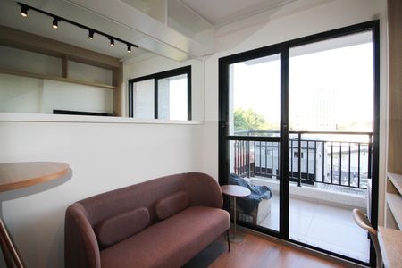 Sala de apartamento à venda com 1 quarto, 28m² em Moema, São Paulo