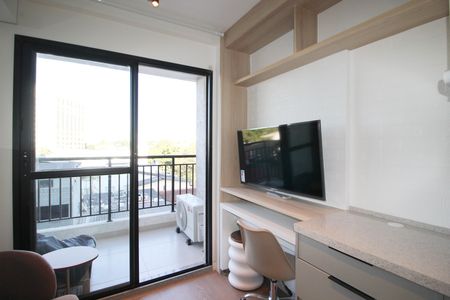 Sala de apartamento à venda com 1 quarto, 28m² em Moema, São Paulo