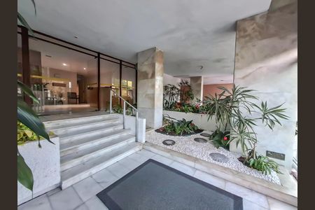 Studio à venda com 32m², 1 quarto e sem vaga Studio à venda com 32m², 1 quarto e sem vagaÁrea comum