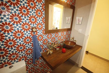 Casa de condomínio à venda com 961m², 4 quartos e 3 vagasLavabo