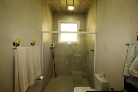 Casa de condomínio à venda com 961m², 4 quartos e 3 vagasBanheiro 2