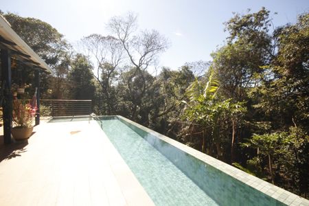 Casa de condomínio à venda com 961m², 4 quartos e 3 vagasÁrea Externa