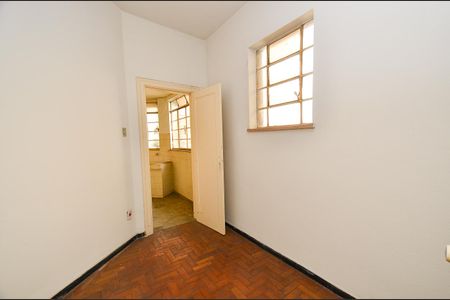 Apartamento à venda com 100m², 3 quartos e 1 vaga Apartamento à venda com 100m², 3 quartos e 1 vagaQuarto de Serviço
