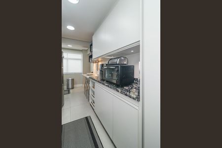 Apartamento à venda com 228m², 4 quartos e 4 vagasCozinha