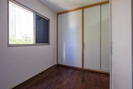 Apartamento à venda com 116m², 3 quartos e 2 vagasQuarto 3