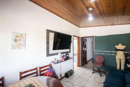 Casa à venda com 305m², 5 quartos e 1 vagaSala 1