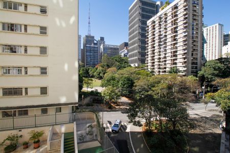 Apartamento para alugar com 151m², 3 quartos e 1 vaga Apartamento para alugar com 151m², 3 quartos e 1 vagaVista do Quarto 2