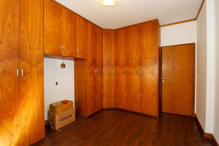 Apartamento para alugar com 151m², 3 quartos e 1 vaga Apartamento para alugar com 151m², 3 quartos e 1 vagaQuarto 2
