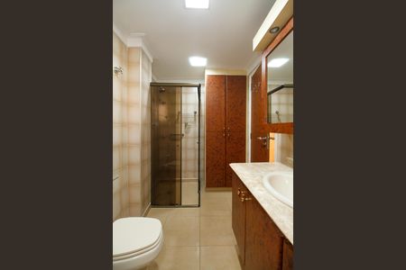 Apartamento para alugar com 151m², 3 quartos e 1 vaga Apartamento para alugar com 151m², 3 quartos e 1 vagaBanheiro da Suíte