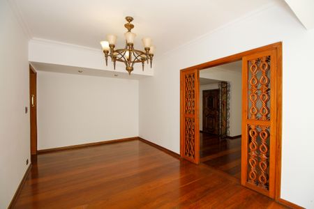Apartamento para alugar com 151m², 3 quartos e 1 vaga Apartamento para alugar com 151m², 3 quartos e 1 vagaSala de Jantar