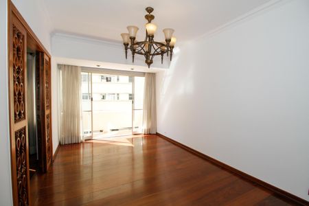 Apartamento para alugar com 151m², 3 quartos e 1 vaga Apartamento para alugar com 151m², 3 quartos e 1 vagaSala de Jantar