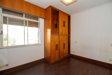 Apartamento para alugar com 151m², 3 quartos e 1 vaga Apartamento para alugar com 151m², 3 quartos e 1 vagaSuíte