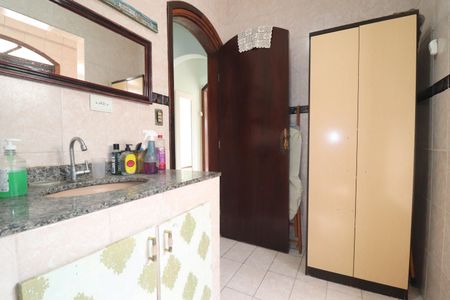 Casa à venda com 177m², 2 quartos e 1 vagaCasa 01 - Banheiro 1