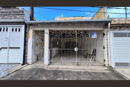 Casa à venda com 177m², 2 quartos e 1 vagaFachada