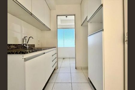 Apartamento para alugar com 70m², 3 quartos e 1 vaga