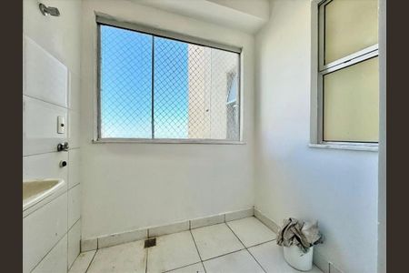 Apartamento para alugar com 70m², 3 quartos e 1 vaga