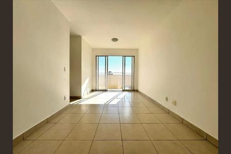 Apartamento para alugar com 70m², 3 quartos e 1 vaga