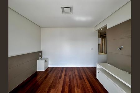 Apartamento para alugar com 160m², 3 quartos e 2 vagasSuíte 1