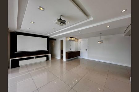 Apartamento para alugar com 160m², 3 quartos e 2 vagasSala