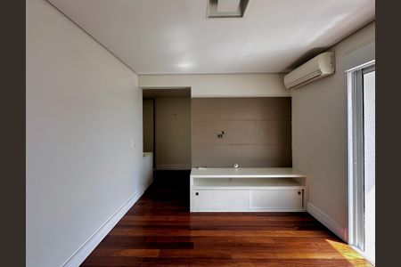 Apartamento para alugar com 160m², 3 quartos e 2 vagasSuíte 1