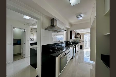 Apartamento para alugar com 160m², 3 quartos e 2 vagasCozinha