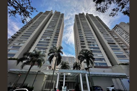 Apartamento para alugar com 160m², 3 quartos e 2 vagasFachada