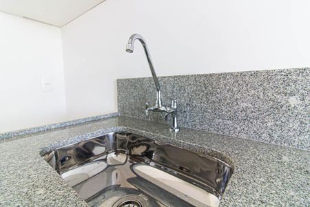 Apartamento à venda com 42m², 2 quartos e sem vaga Apartamento à venda com 42m², 2 quartos e sem vagaSala / Cozinha