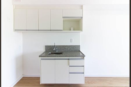 Apartamento à venda com 42m², 2 quartos e sem vaga Apartamento à venda com 42m², 2 quartos e sem vagaSala / Cozinha