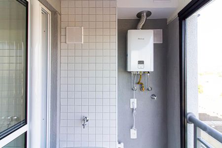 Apartamento à venda com 42m², 2 quartos e sem vaga Apartamento à venda com 42m², 2 quartos e sem vagaVaranda / Área de Serviço