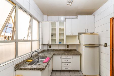 Apartamento à venda com 137m², 3 quartos e 2 vagasCozinha