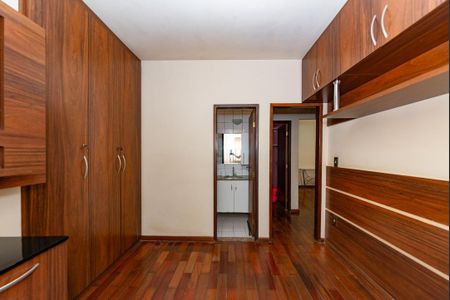 Apartamento à venda com 137m², 3 quartos e 2 vagasSuíte