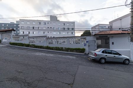 Apartamento à venda com 48m², 2 quartos e 1 vagaFachada + Placa