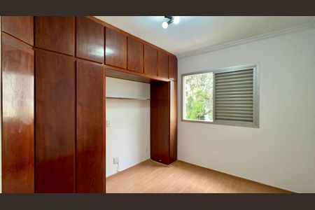 Apartamento para alugar com 67m², 2 quartos e 1 vagaQuarto 1
