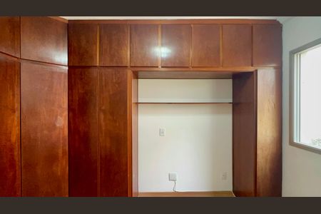 Apartamento para alugar com 67m², 2 quartos e 1 vagaQuarto 1