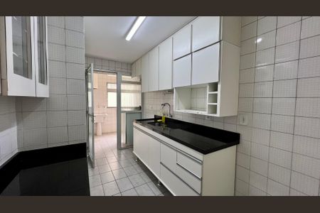Apartamento para alugar com 67m², 2 quartos e 1 vagaCozinha