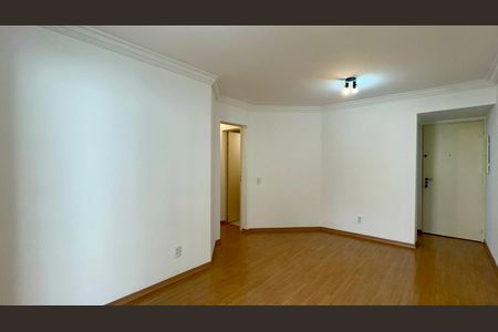 Apartamento para alugar com 67m², 2 quartos e 1 vagaSala