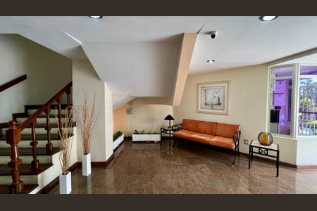 Apartamento para alugar com 67m², 2 quartos e 1 vagaHall de entrada