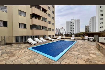 Apartamento para alugar com 67m², 2 quartos e 1 vagaÁrea comum - Piscina