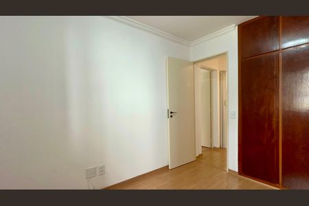 Apartamento para alugar com 67m², 2 quartos e 1 vagaQuarto 1